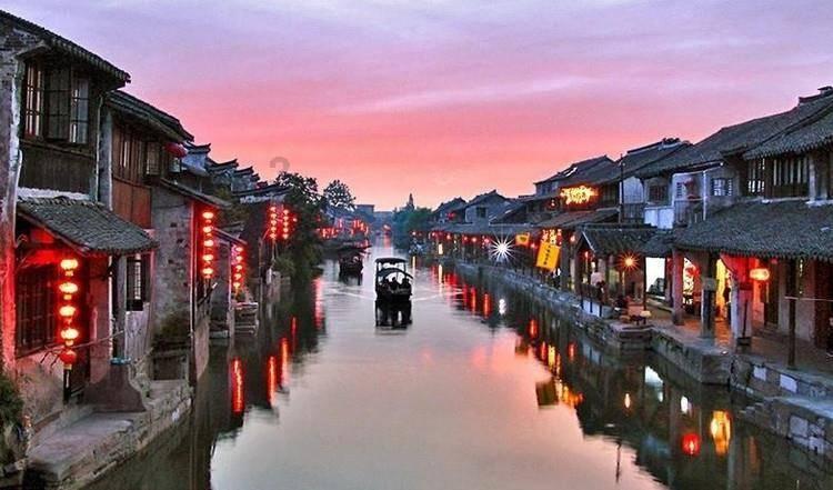 海岛冲浪